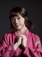 伊藤彩沙扮する中村浅陽。