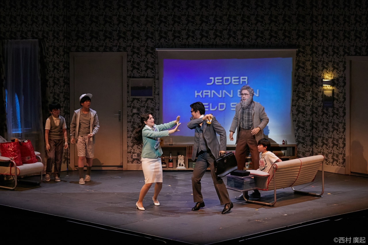 宮本亞門演出の東京二期会「魔笛」開幕、指揮者ギエドレ・シュレキーテが喜び語る