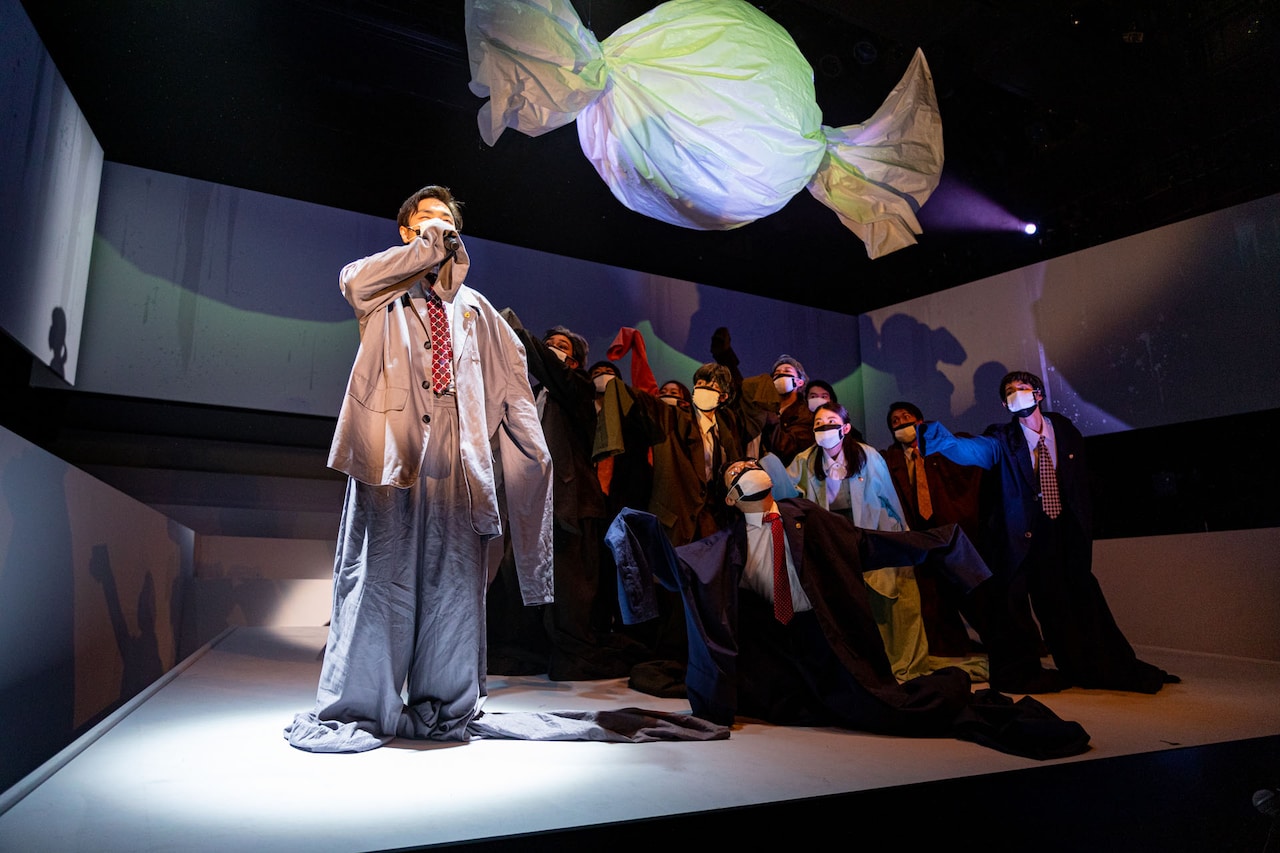 秋の始まりに夏の終わりを感じて、西岳の脚色・演出「あたらしい憲法のはなし3」スタート