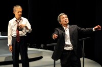 劇団青年座「ズべズダ-荒野より宙（そら）へ-」より。（撮影：坂本正郁）