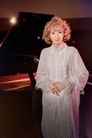 「涼風真世 バースデーLIVE～40thアニバーサリーアルバム『Fairy ～A・I～ 愛～』リリース記念イベント」より。