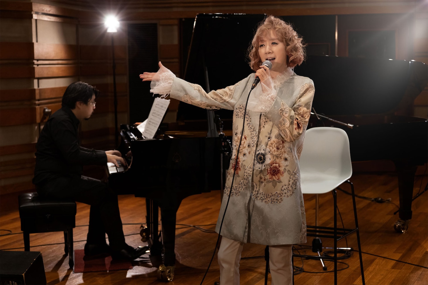 「涼風真世 バースデーLIVE～40thアニバーサリーアルバム『Fairy ～A・I～ 愛～』リリース記念イベント」より。