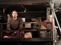 演劇公社ライトマン「そこは星のあわい」より。