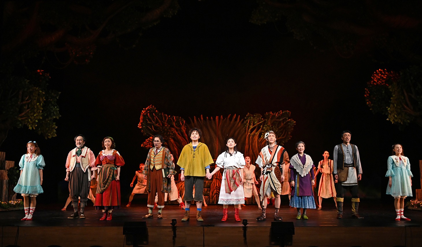 劇団四季 新作ファミリーミュージカル「はじまりの樹の神話～こそあどの森の物語～」より。