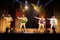 アナタを幸せにする世界の伝説シリーズ・2 アナ伝vol.2「霧の中のノスフェラトゥ～ドラキュラ伝説」より。（撮影：圓岡淳）