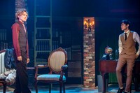 One on One 20周年記念公演 第2弾「One on One 33rd note『back-to-back』」より。（撮影：小境勝巳）