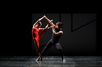 「International Choreography × Japanese Dancers ～舞踊の情熱～」より。（撮影：瀬戸秀美）