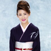 美貴じゅん子