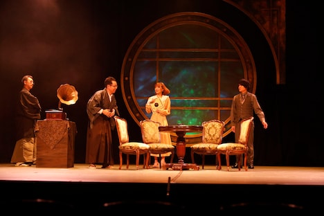 舞台「RUST RAIN FISH」より。