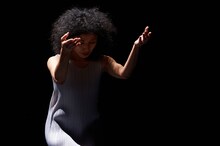 「エリア50代」より、安藤洋子。（撮影：鈴木穣蔵）