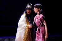 流山児★事務所公演「ヒ me 呼」より。（撮影：横田敦史）