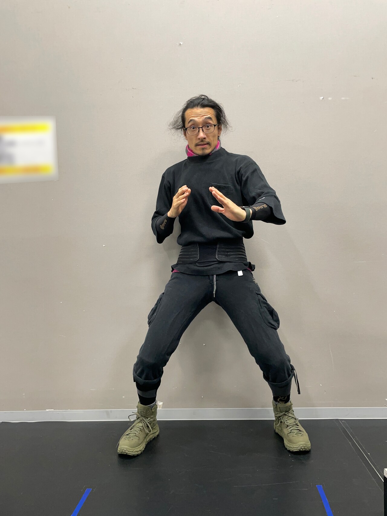 運動量が多いダンス稽古の日は“戦闘力”高めのコーデ。