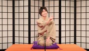 納谷健