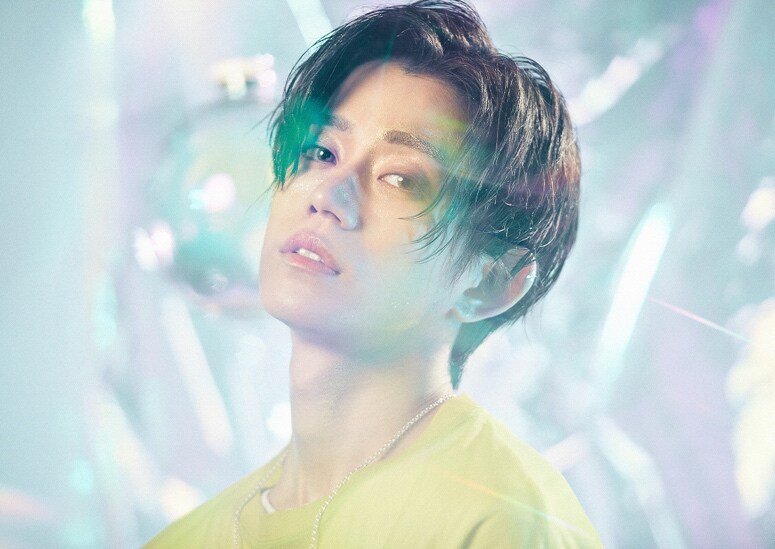 Kensuke Takahashi - 2022 Calendar -」（通常版）表紙 - 高橋健介が約