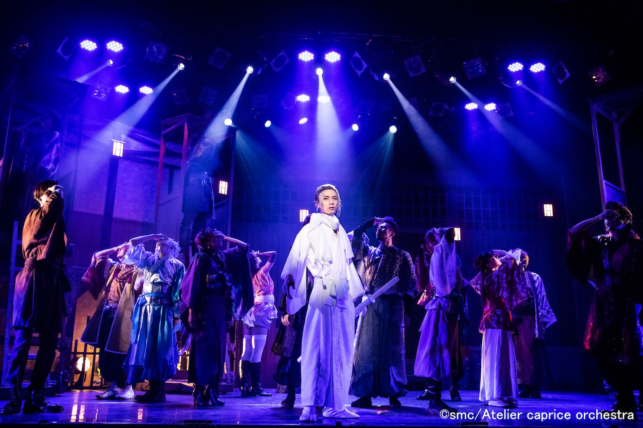 北村諒が織田信長を演じる「Requiem」幕開け、伊藤マサミ「燃え尽きながら」