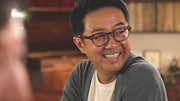 ショートドラマ「あいつのミラクルショット」に出演するおぎやはぎ矢作。