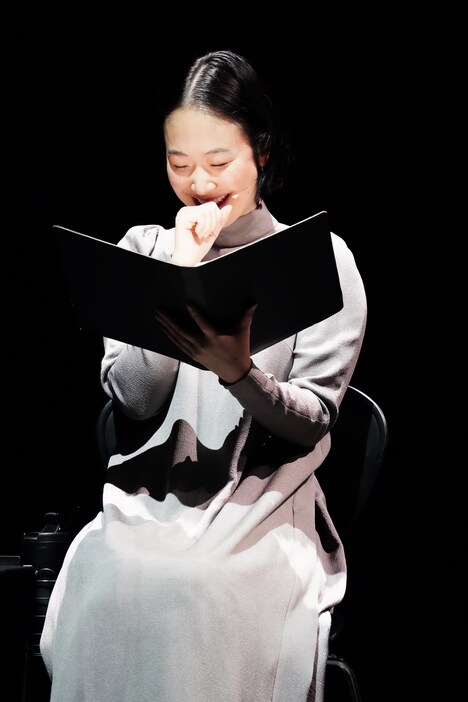 朗読劇「湯布院奇行」より。（写真提供：TBS）