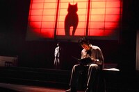 朗読劇「湯布院奇行」より。（写真提供：TBS）