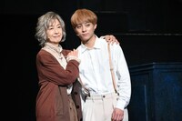 左から高橋惠子、永田崇人。