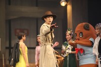 劇団鹿殺し 活動20周年記念公演「キルミーアゲイン'21」より。（撮影：和田咲子）