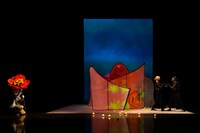 「みつばち共和国」より。(c)K.Miura