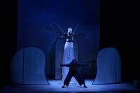 「みつばち共和国」より。(c)Y.Inokuma