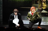 舞台「文豪ストレイドッグス 太宰、中也、十五歳」より。（撮影：田中亜紀）