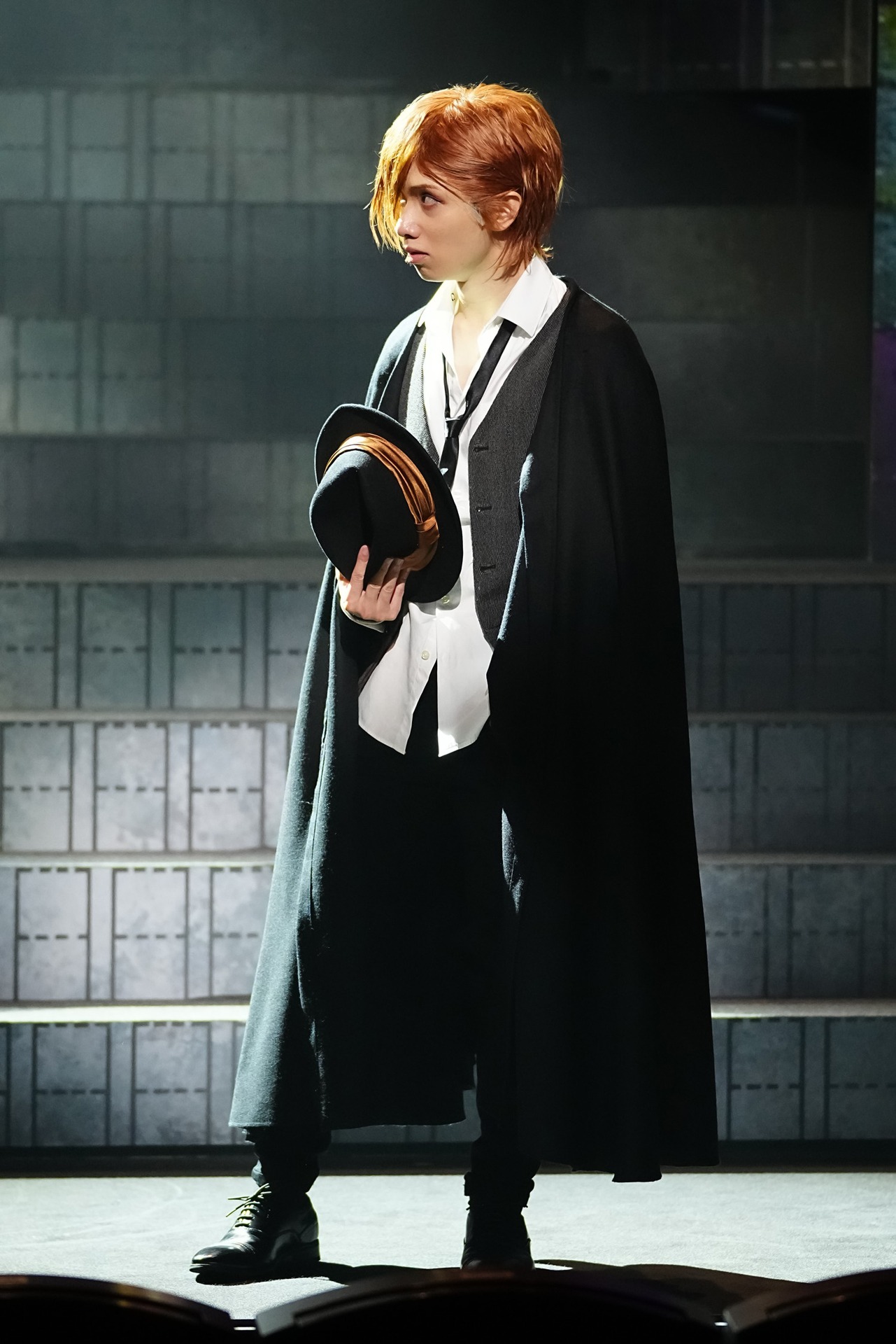 舞台「文豪ストレイドッグス 太宰、中也、十五歳」より。（撮影：田中亜紀）