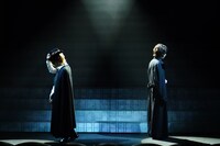 舞台「文豪ストレイドッグス 太宰、中也、十五歳」より。（撮影：田中亜紀）