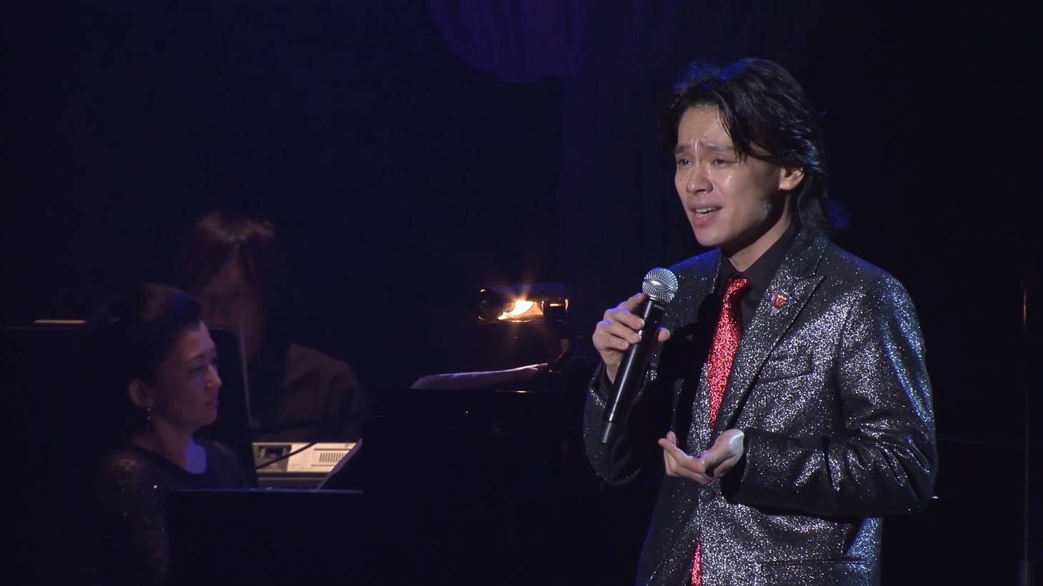 「中川晃教 20th ANNIVERSARY CONCERT ＠シアタークリエ」より。