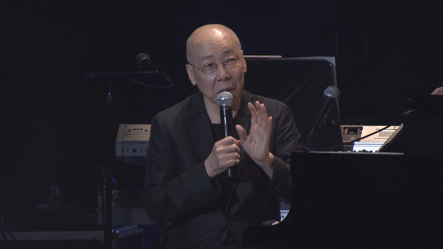 「中川晃教 20th ANNIVERSARY CONCERT ＠シアタークリエ」より。
