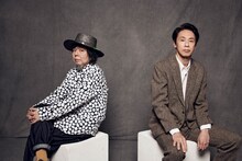 左からケラリーノ・サンドロヴィッチ、大倉孝二。（撮影：江隈麗志）