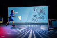 田上パル 第19回公演「タジタジ道中膝栗毛」より。（Photo by bozzo）