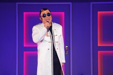 第2部「コロッケものまねオンステージ 2021～40周年鉄板ネタ大放出！～」より。（撮影：岩村美佳）