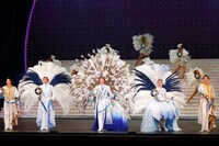 宝塚歌劇月組「スーパー・ファンタジー『Dream Chaser ー新たな夢へー』」より。