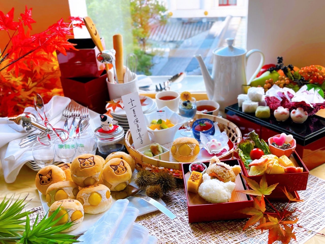 祝！歌舞伎にゃんバサダー就任満4年、かぶきにゃんたろうが歌舞伎座アフタヌーンティーとコラボ