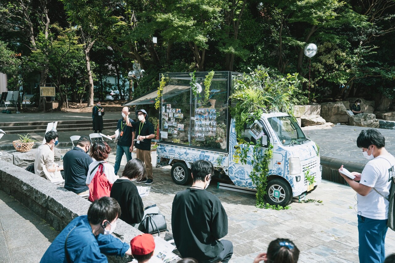 キーワードはtruly festive scene、セノ派「移動祝祭商店街 歩く庭」閉幕