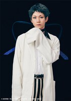 北川尚弥扮する指輪創作。