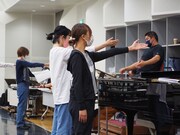 全国共同制作オペラ「團伊玖磨 / 歌劇『夕鶴』（新演出）」稽古の様子。