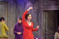 劇団Rainbow Jam 第1回公演「8人の女たち」より。