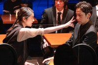 コントと音楽vol.3「くたばるものかよ」より。（Photo by Tsuneo Koga）