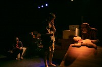 コトリ会議「スーパーポチ」より。（撮影：山口真由子）