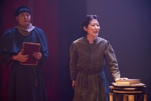 鬼の居ぬ間に 特別公演「Jeanne」より。（撮影：松林満美）