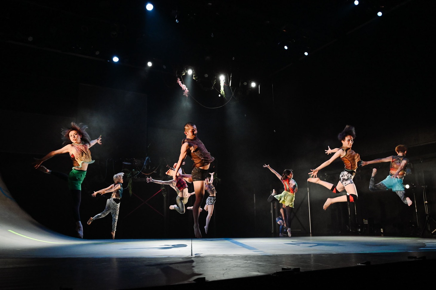 Baobab「ジャングル・コンクリート・ジャングル」より。（Photo by Manaho Kaneko）