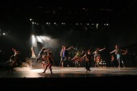 Baobab「ジャングル・コンクリート・ジャングル」より。（Photo by Manaho Kaneko）