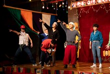 鉄割アルバトロスケット「鉄都割京です」より。（撮影：吉本和樹、提供：KYOTO EXPERIMENT）