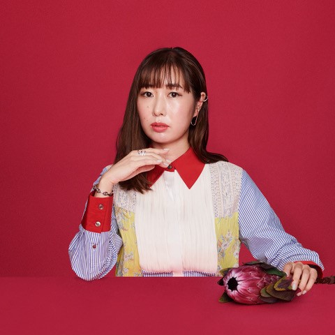 岸本鮎佳