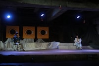 ほろびて「ポロポロ、に」より。（撮影：渡邊綾人）