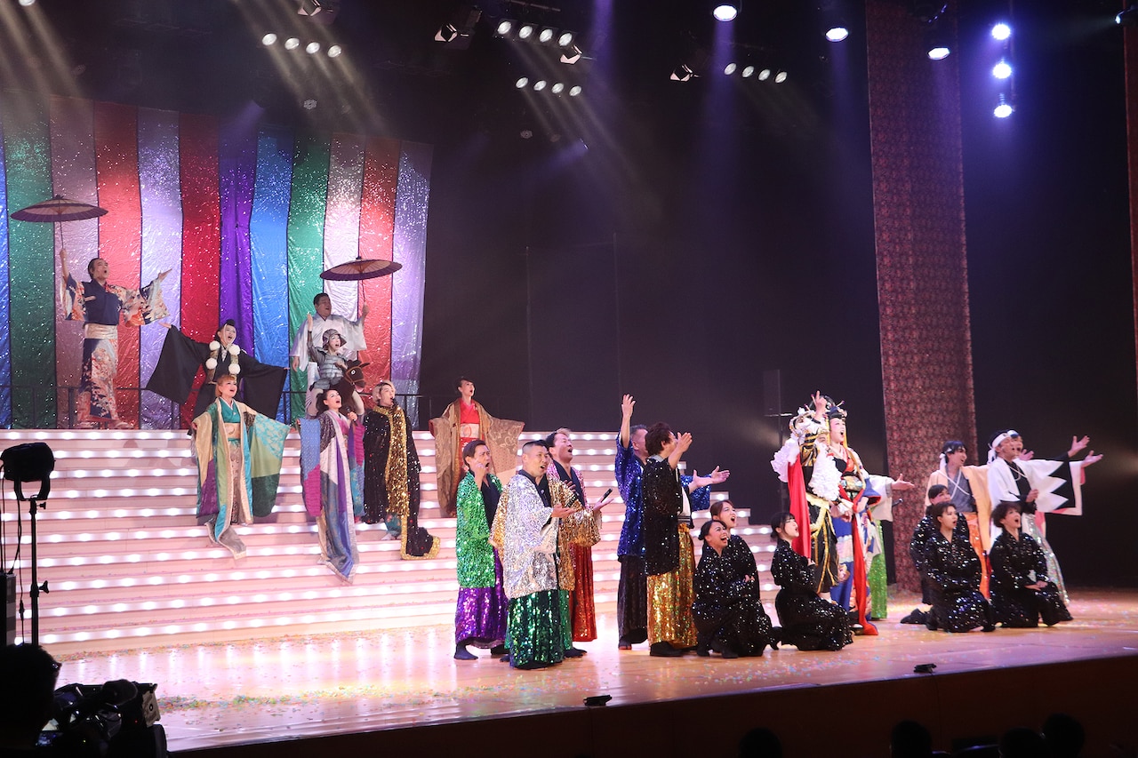 テンション上がりっぱなし！WAHAHA本舗4年ぶりの全体公演「王と花魁