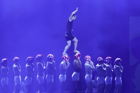 「energy~笑う筋肉~」より。